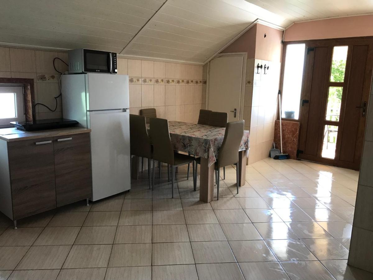 Appartamento Summer Apartman Hajdúszoboszló Esterno foto